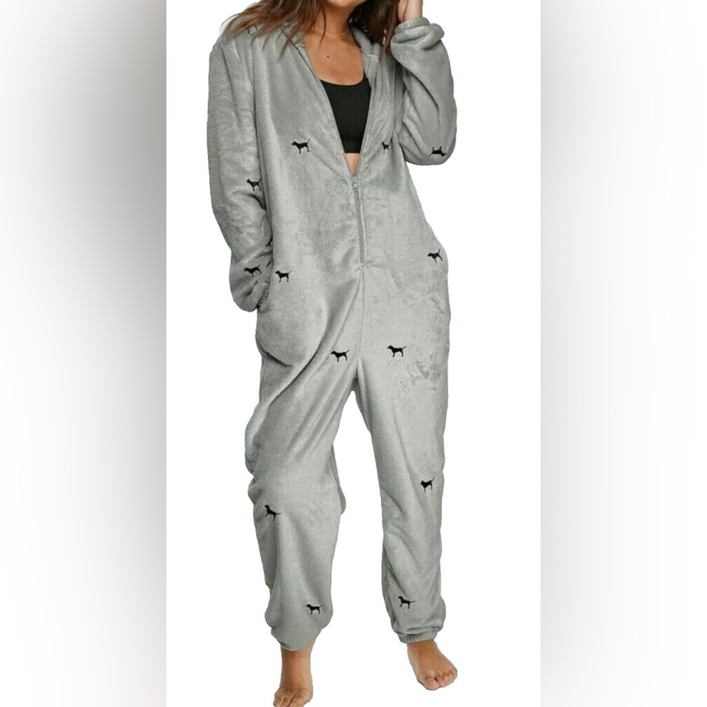 Victoria’s Secret PINK One-Piece Teddy Pajama Soft Gray M/L Dog Logo Sleepwear